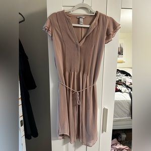 H&M pleated dress with waist band